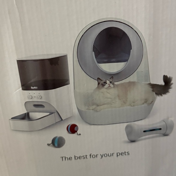 Smart Pet Feeder with WiFi Connection - Picture 3 of 5